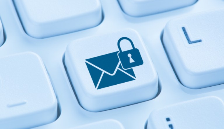 Uses and risks of email messaging